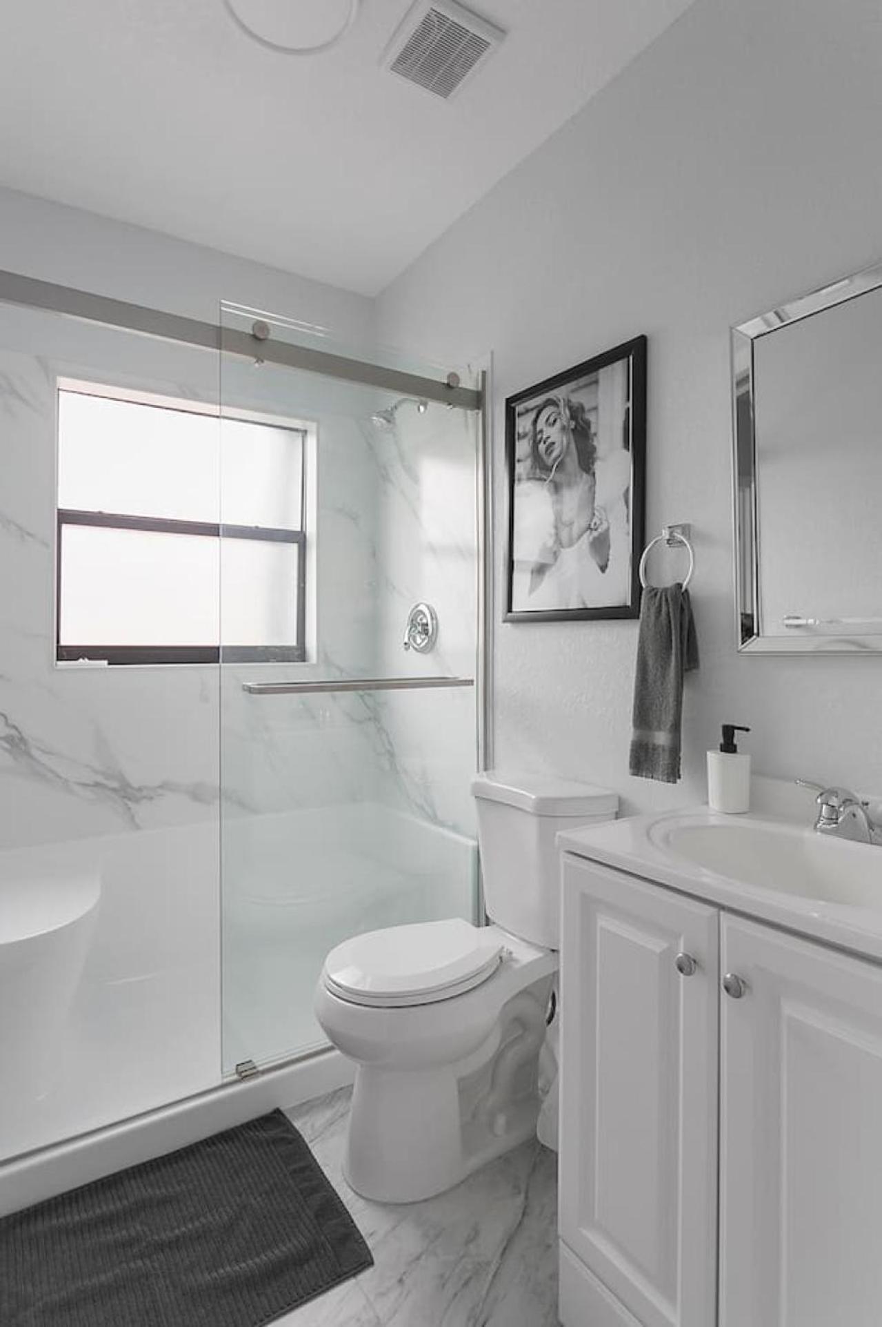Center Designer 3 Bedroom Sleeps 9 Miami