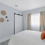 Center Miami Designer Home 3 Bedroom Sleeps 9